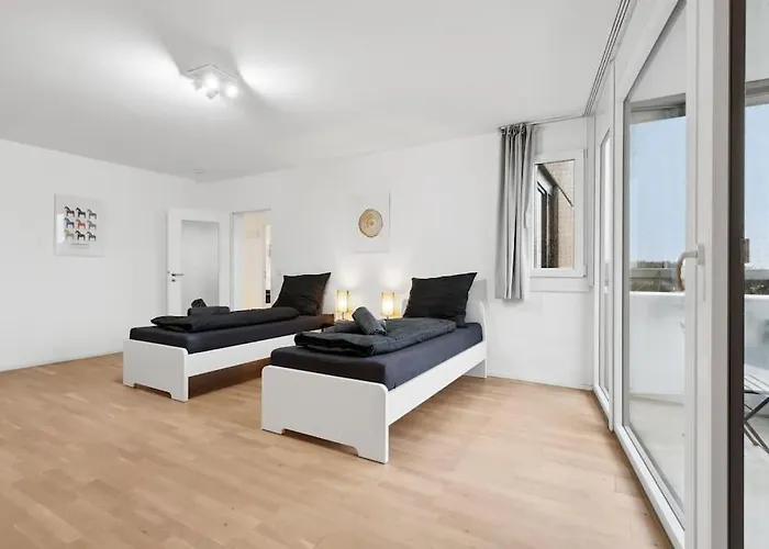 Oh05 In Flughafennaehe! *